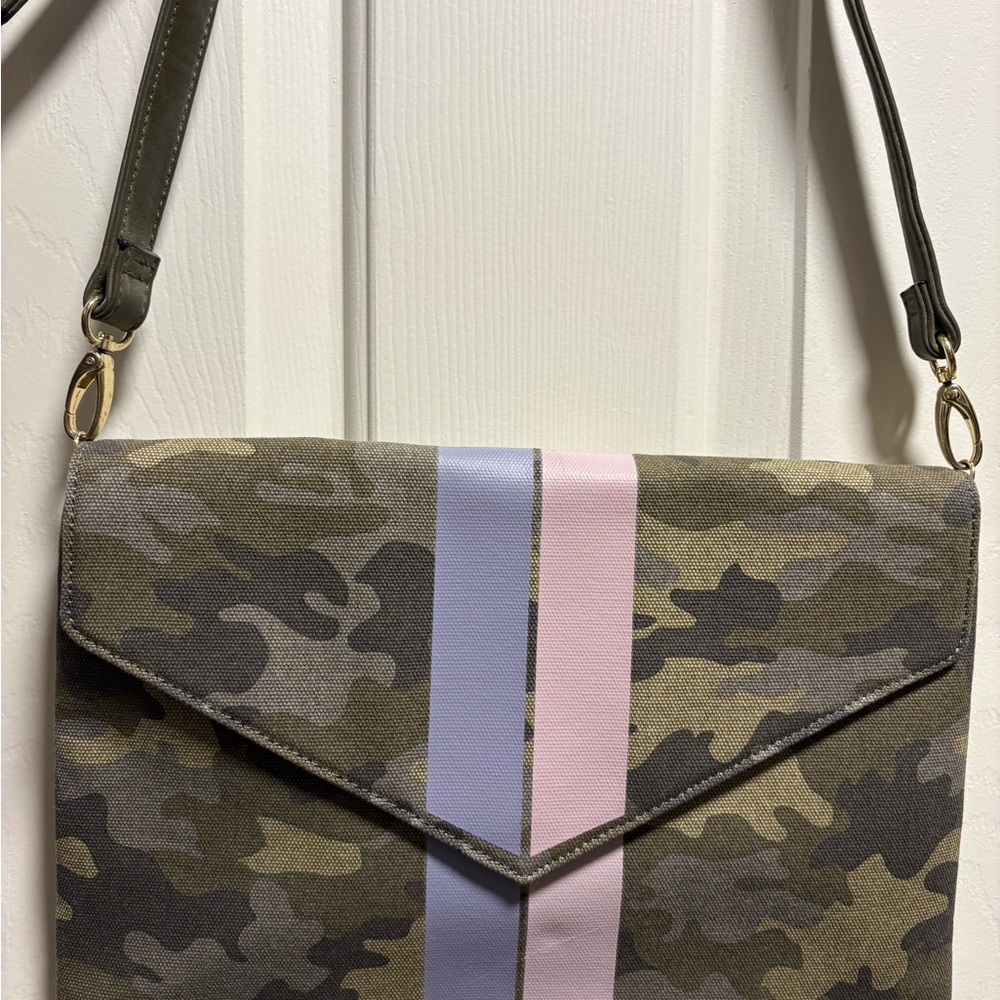 Stella & Dot Bellamy Camo Clutch/Crossbody with Pink & Lavender Stripes